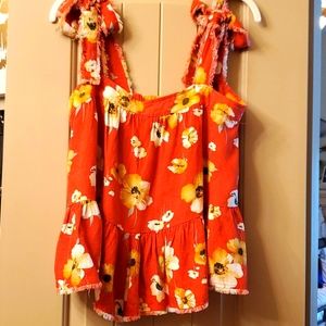 Fate top with tie straps